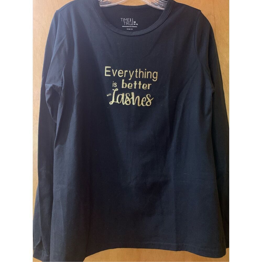 Black Medium Long Sleeve T-Shirt with Makeup Bag #eyelashes